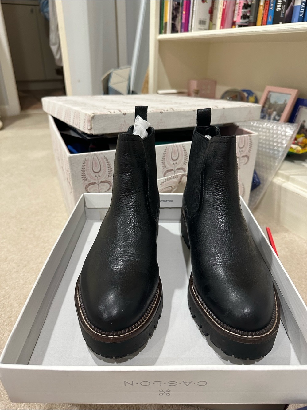 Caslon Black Leather Chelsea Lug Booties